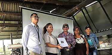 MIDA entrega manual de buenas prcticas de manufactura a paneleros chiricanos 