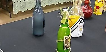 Estudiantes de la Fac de Ciencias Agropecuarias preparan vinos Estudiantes de la Fac de Ciencias Agropecuarias preparan vinos