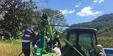 MIDA realiza demostracin sobre elaboracin de ensilaje realiza en San Flix