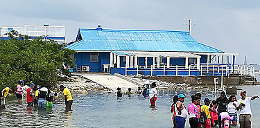 Laboratorio en Caribe panameo da oportunidad a maestros de adentrarse en el mundo de la ciencia