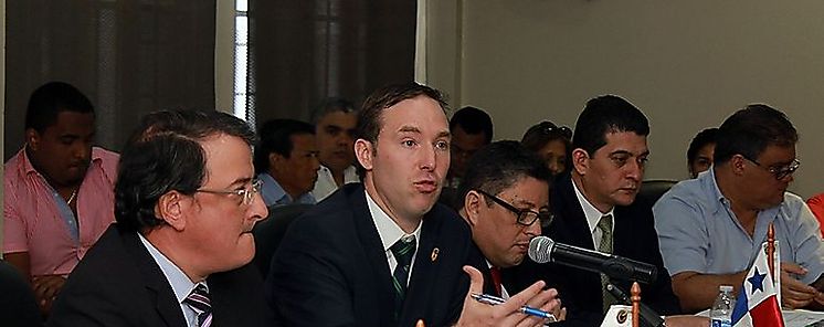 Ministro de Comercio responde sobre TPC